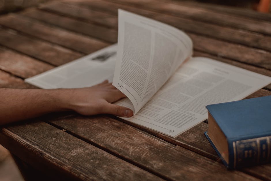 A visual representation of various cover letter tips, enhancing the understanding of the text for visually impaired individuals.